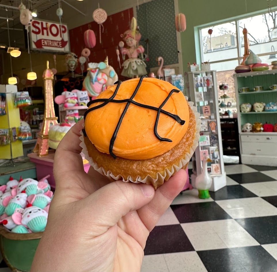 🏀 March Madness Jumbo Cupcake 2-Pack