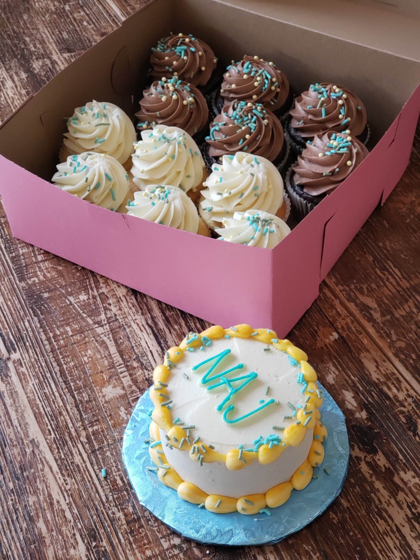 Baby Smash Cake & Cupcake Party Pack