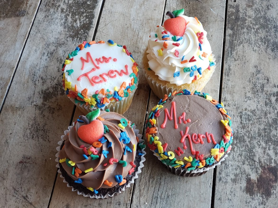 Teacher Appreciation Jumbo Cupcake 2-Pack 🍎