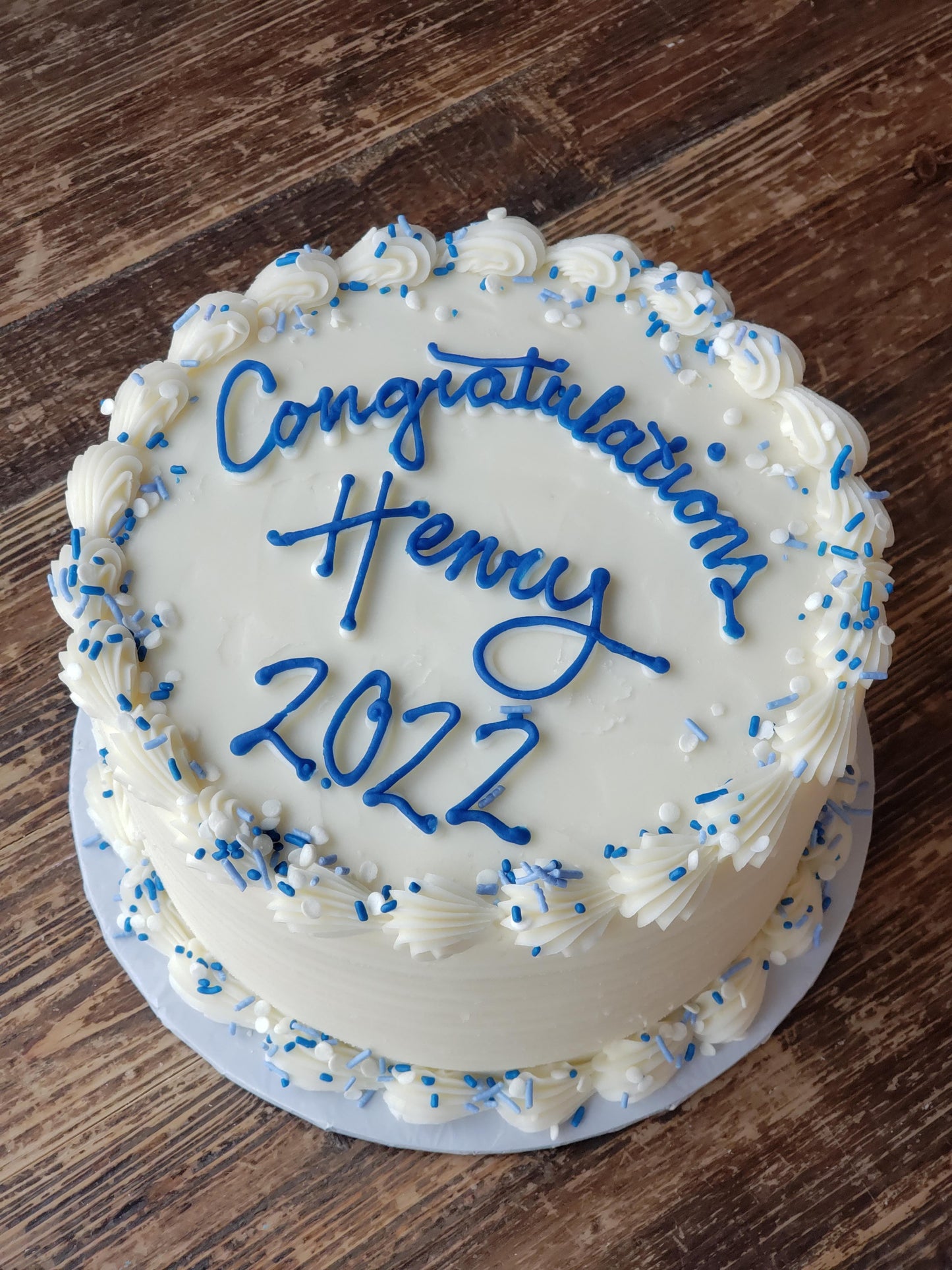 šGraduation Congrats Two Layered Cake!