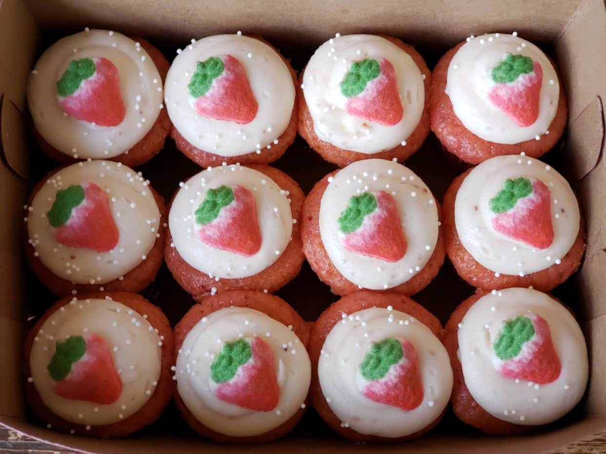 MINI Size Cupcakes: DECEMBER