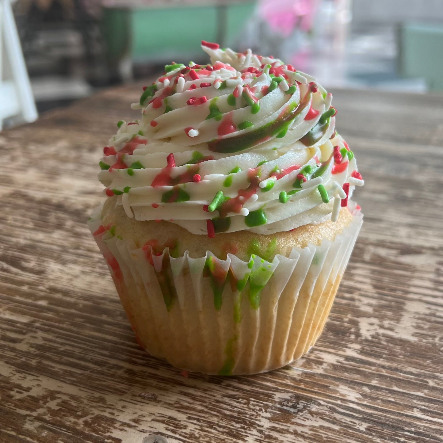 DECEMBER Jumbo Cupcakes TWO PACK