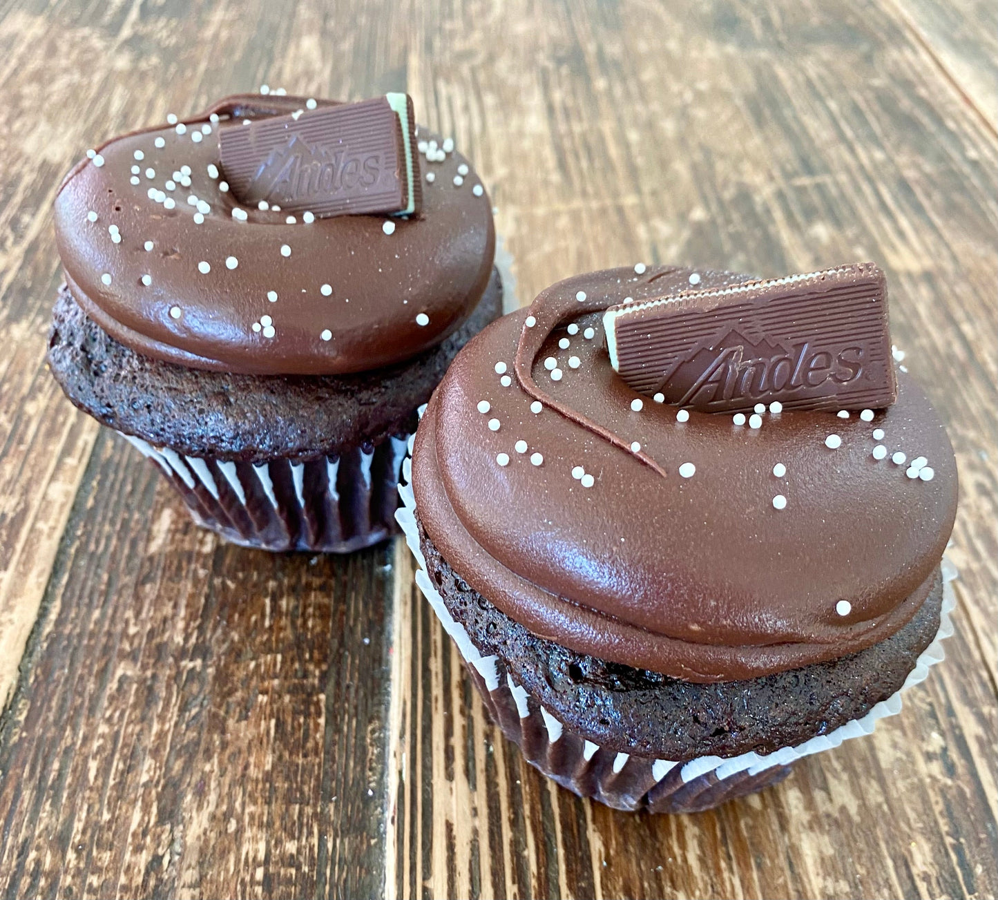 DECEMBER Jumbo Cupcakes TWO PACK