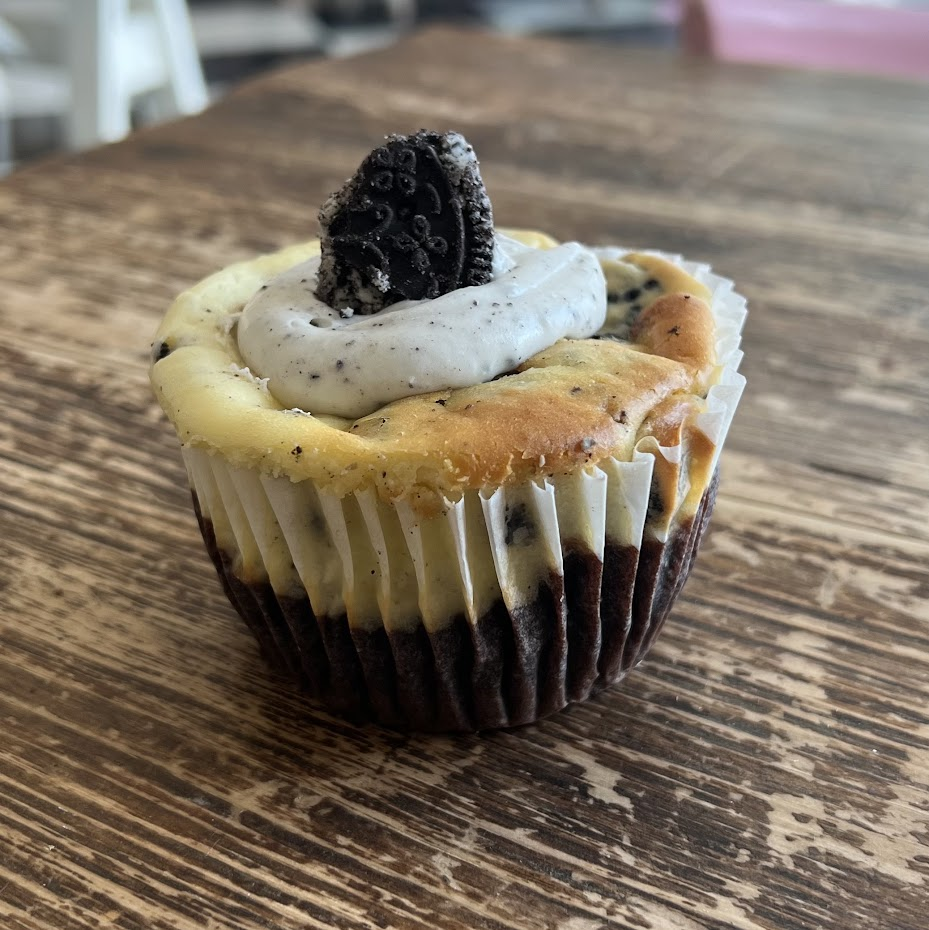 Jumbo Cupcakes TWO PACK (August)