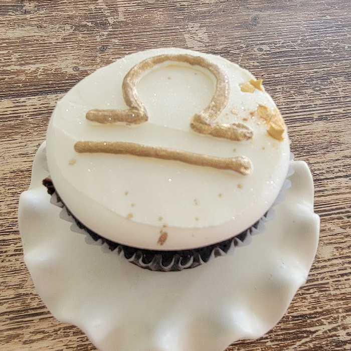 Zodiac Cupcake 2-Pack