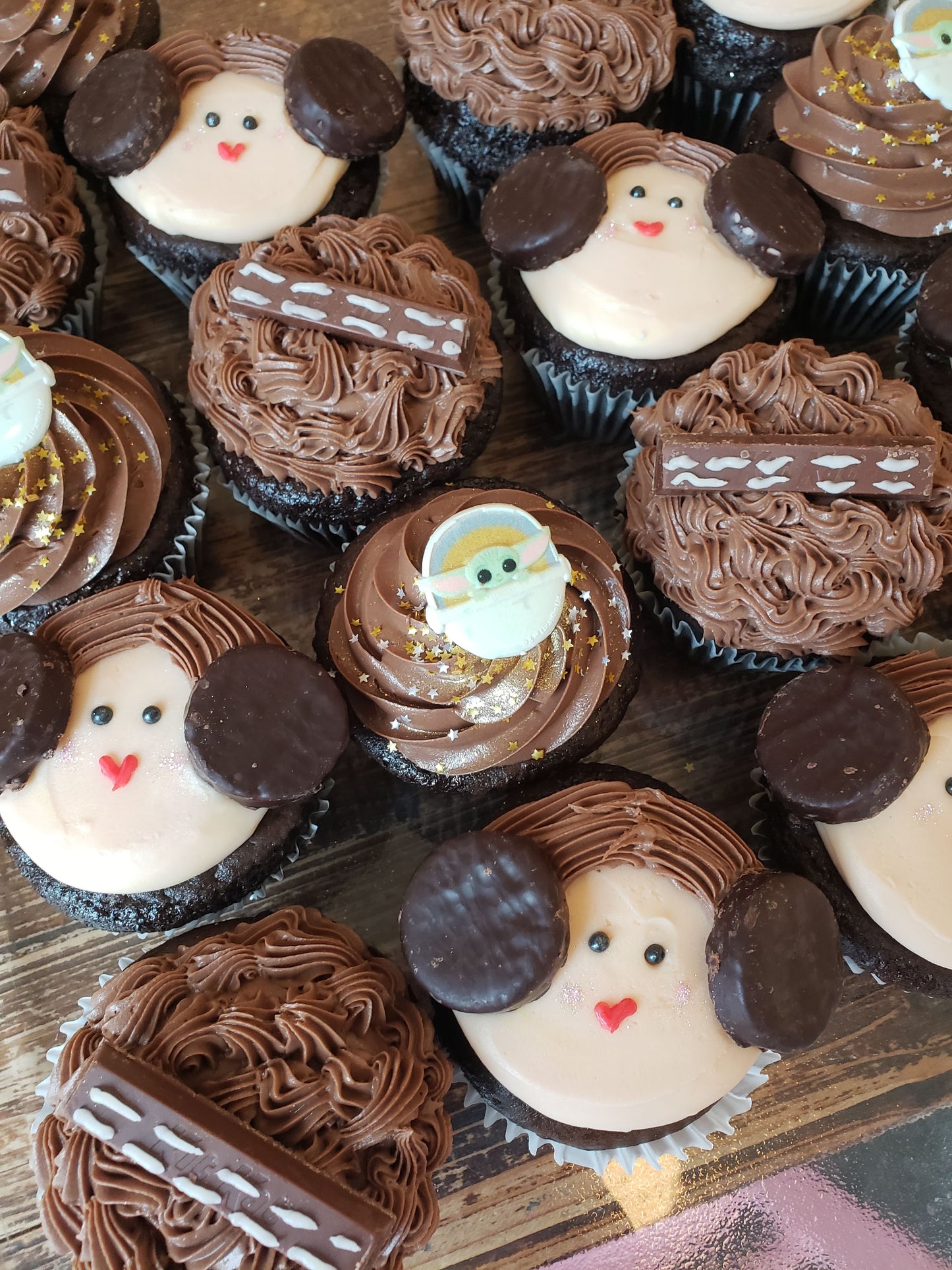 ⭐May the 4th Be With You - Star Wars Jumbo Cupcake 4-Pack⭐